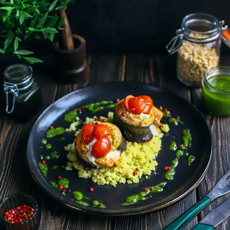 Рулетики из радужной форели с соусом песто — курс «Рыба и морепродукты»